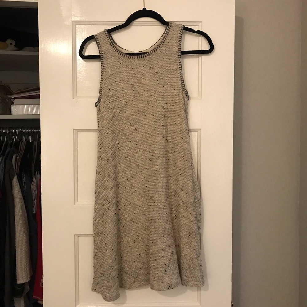 knitted sleeveless dress, cream with gray & black